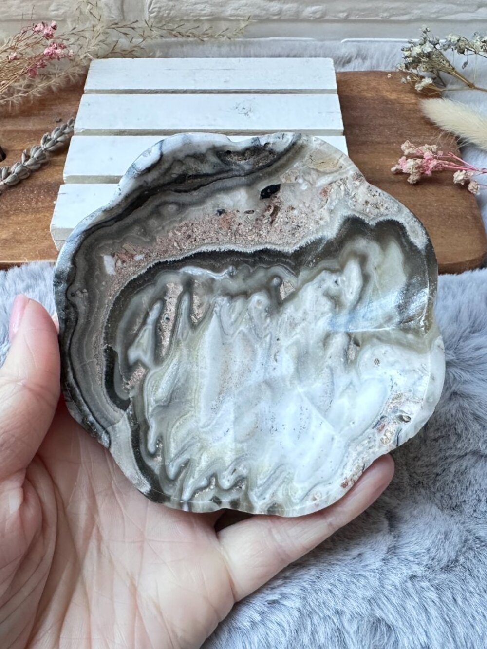 Beautiful Small Mexican Zebra Onyx/Calcite Flower Bowl/Dish